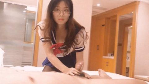 百人斬 蘿莉殺手『jimmybi』最新解封 吐舌的萌妹子 無套爆操 完美露臉